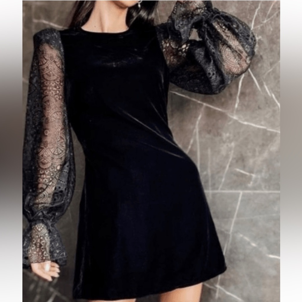Black Velvet mini Dress with Lace Sleeves
